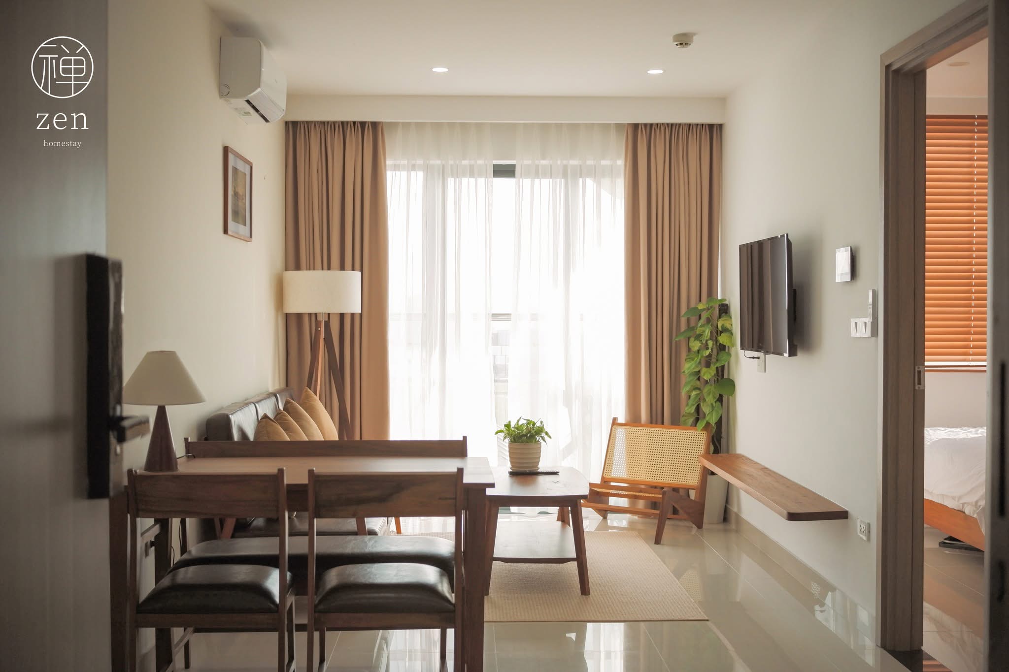 Zen Apartment